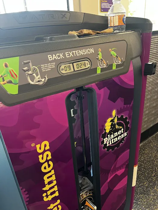 Planet Fitness Picture 4