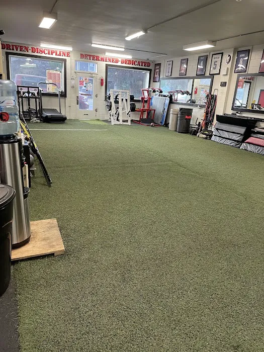 Macho's Gym Picture 6