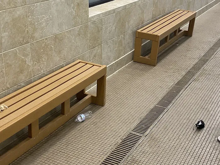 24 Hour Fitness Picture 10