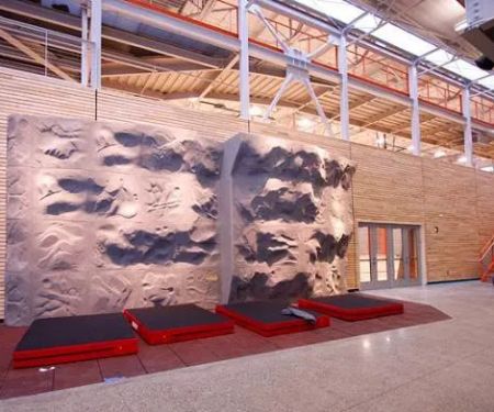 Everett Community College Walt Price Student Fitness Center