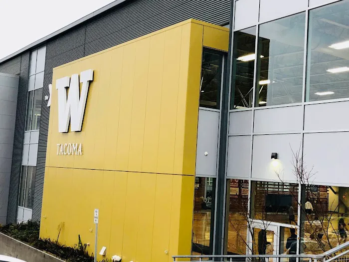 University YMCA Student Center Picture 9