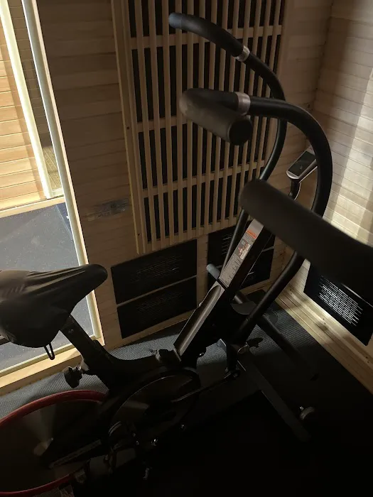 HOTWORX - University Place, WA Picture 7