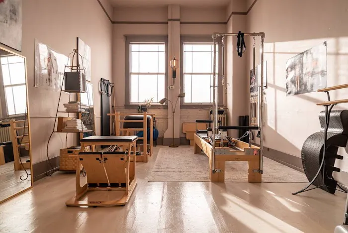 Olivia Williams Pilates Picture 5