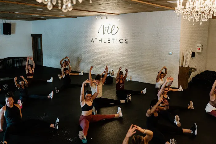 Vie Athletics Picture 5