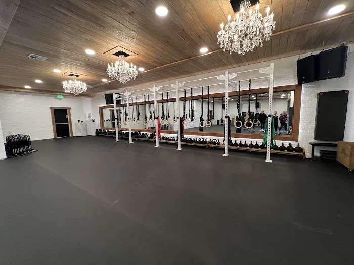 Vie Athletics Picture 10