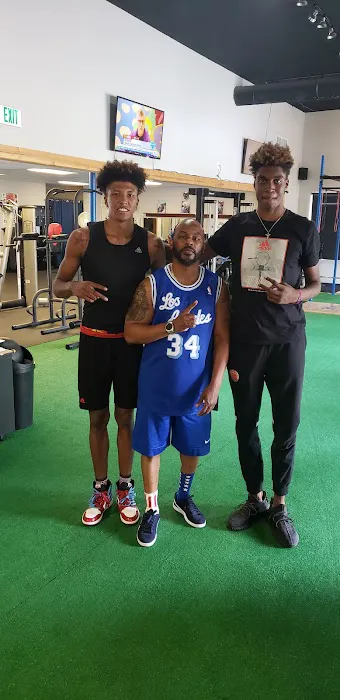 Revolushon Fitness Picture 7