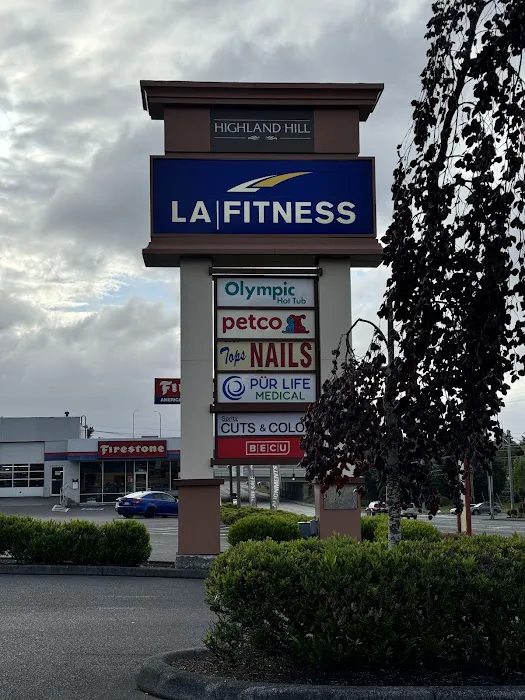 LA Fitness Picture 8