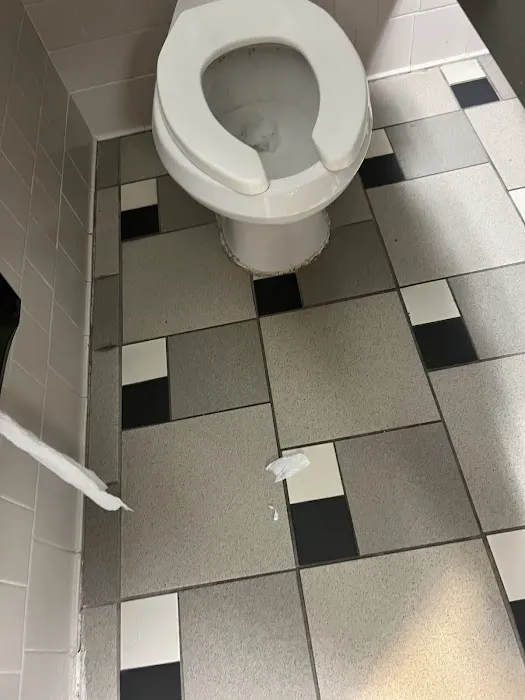 LA Fitness Picture 1