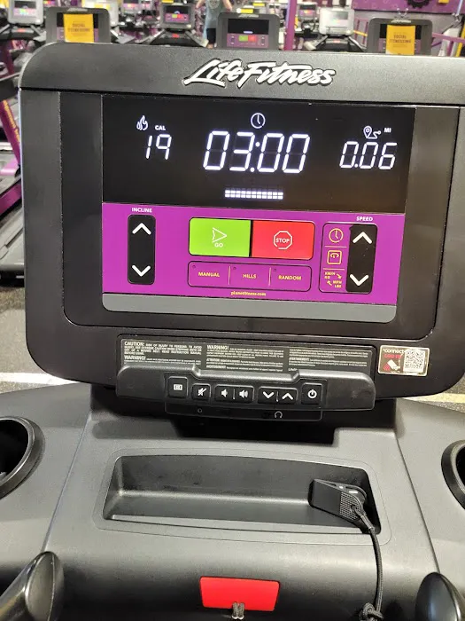 Planet Fitness Picture 7