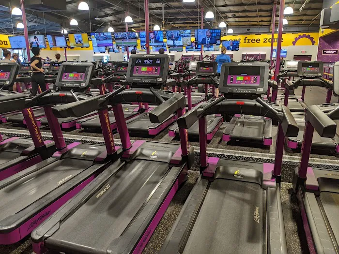 Planet Fitness Picture 5