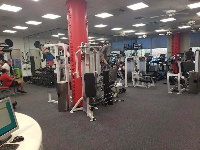 Mickey's Cast Fitness Center Picture 6
