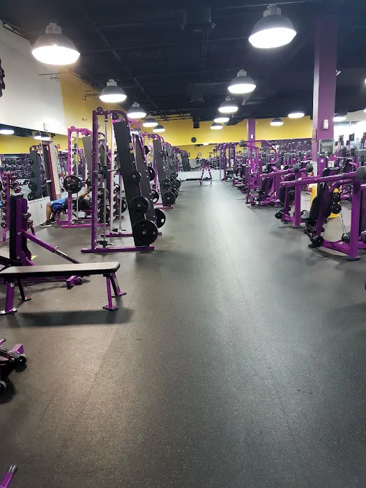 Planet Fitness Picture 1