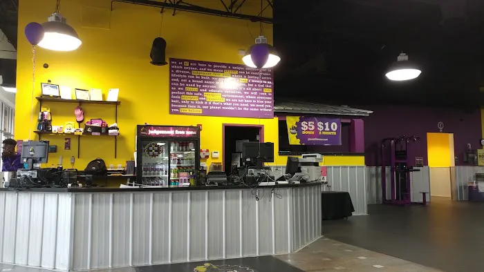 Planet Fitness Picture 8