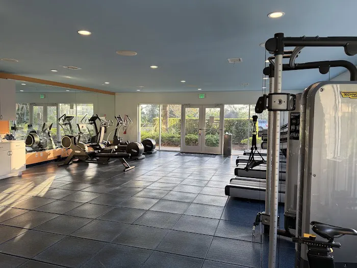 Fins Up Fitness Picture 4