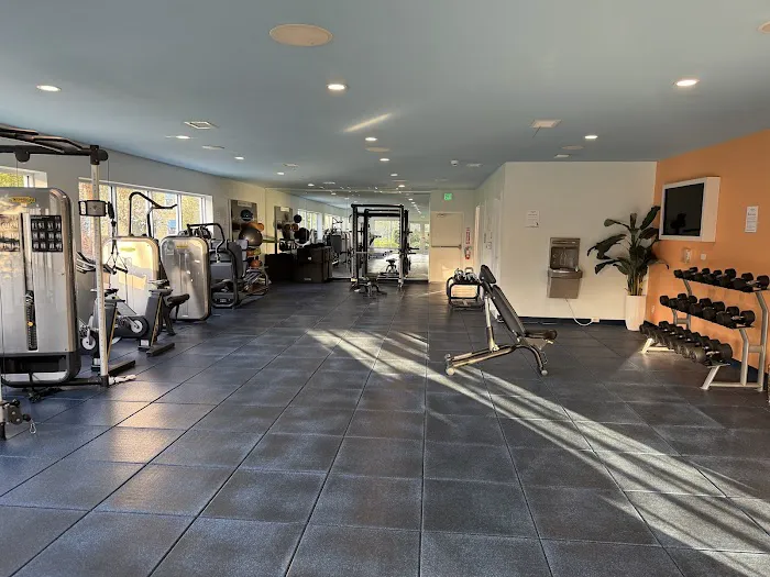 Fins Up Fitness Picture 6