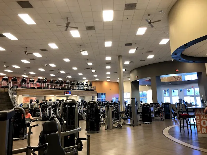 LA Fitness Picture 10
