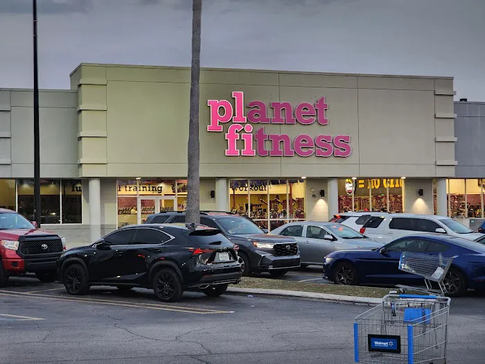 Planet Fitness Picture 3