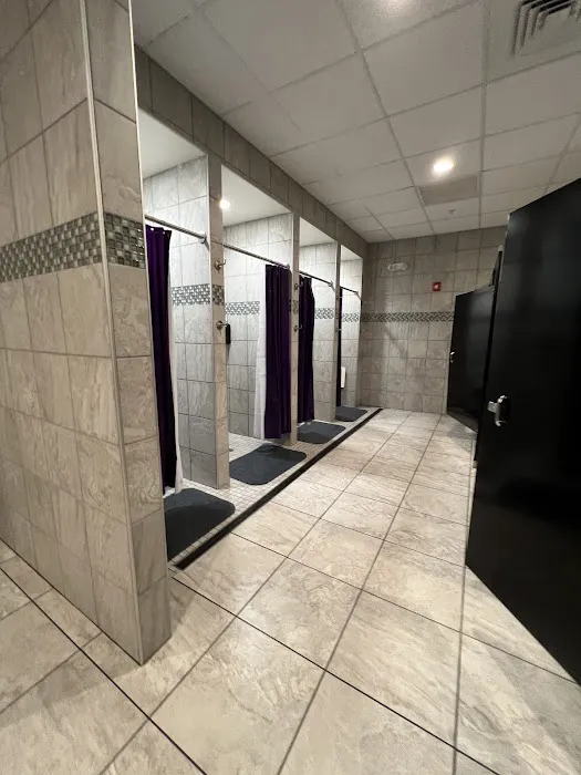 Planet Fitness Picture 4