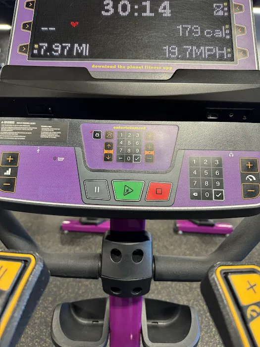 Planet Fitness Picture 5