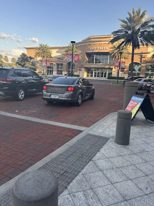 LA Fitness Picture 10