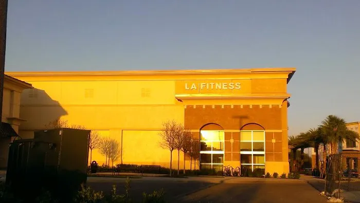 LA Fitness Picture 1