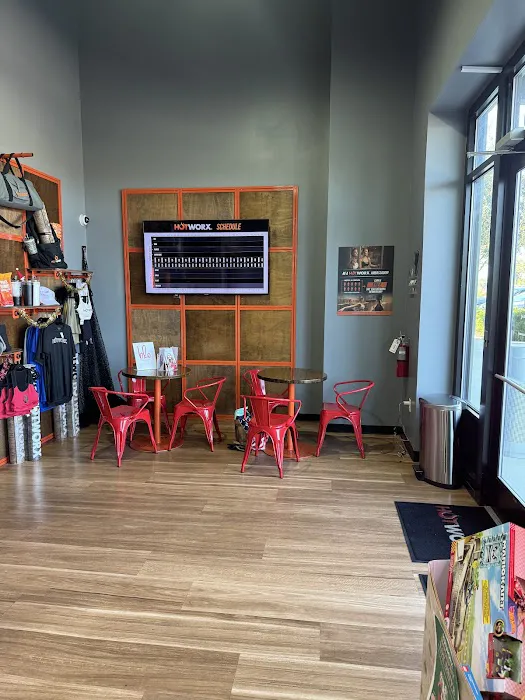HOTWORX - Winter Garden, FL Picture 2