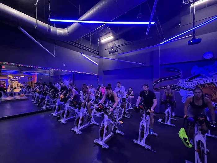 Crunch Fitness - Kissimmee Picture 4