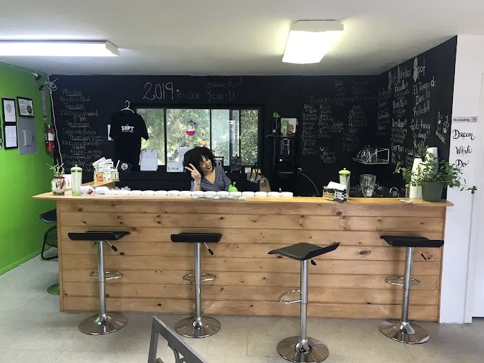 Club Shift Picture 5