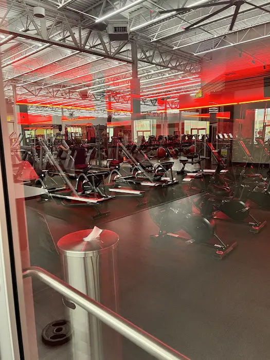 LA Fitness Picture 8