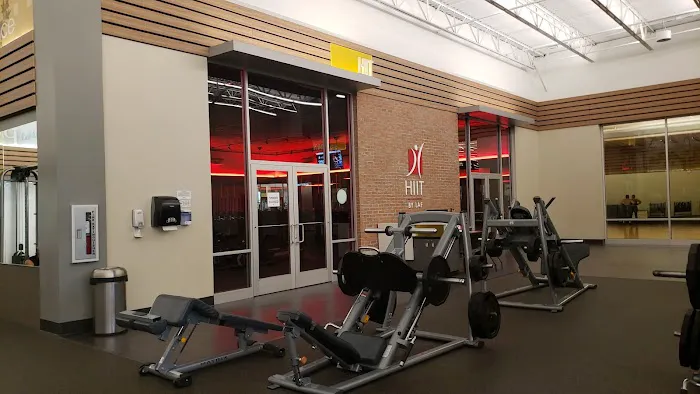 LA Fitness Picture 6