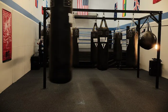 Blu Corner Boxing Picture 7