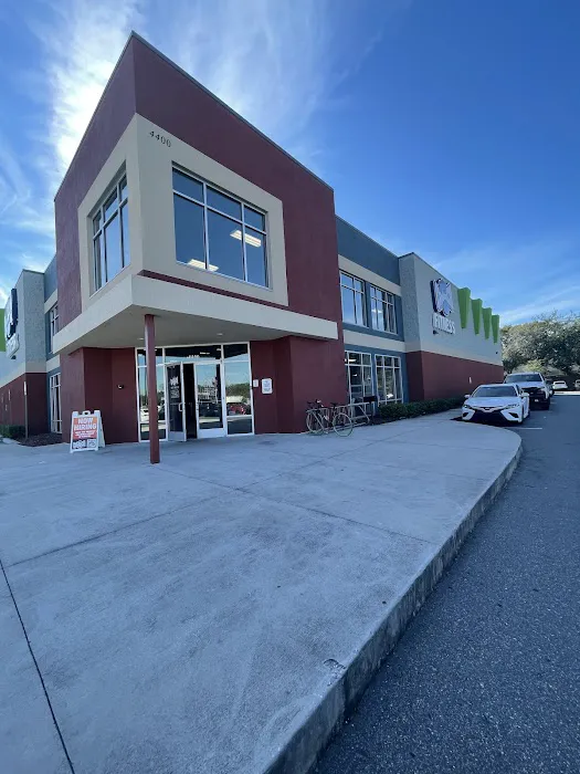 Crunch Fitness - Belle Isle Picture 9