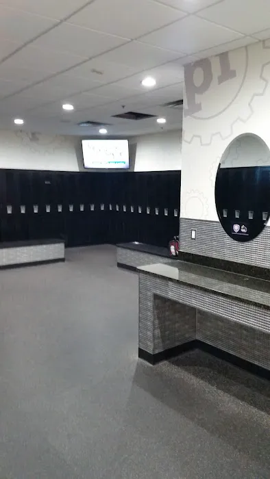 Planet Fitness Picture 5