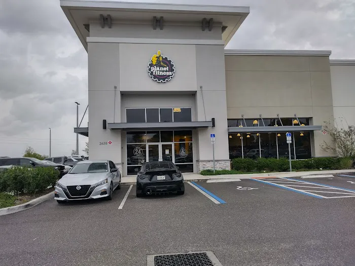 Planet Fitness Picture 4