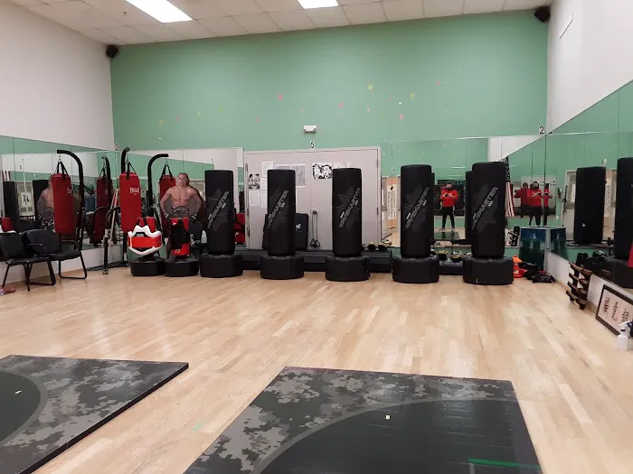 Dutch Muay Thai Kickboxing & Judo-Jitsu at Fitness CF of St. Cloud & Dr.Phillips, FL Picture 5