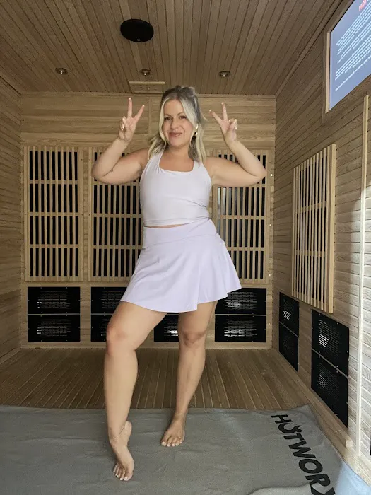 HOTWORX - Winter Garden, FL (West Colonial) Picture 4