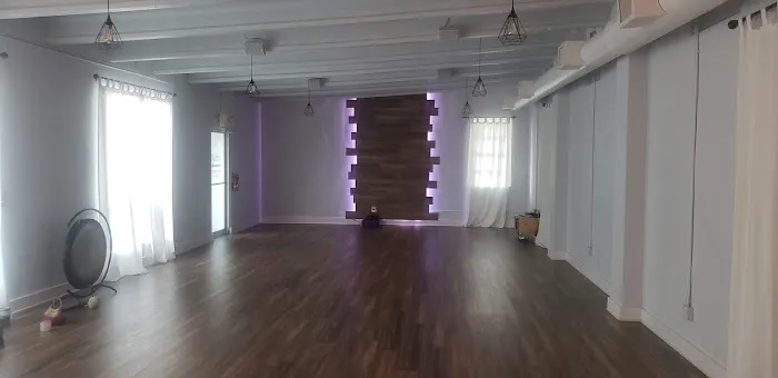 Peaceful Peacock Orlando Picture 1