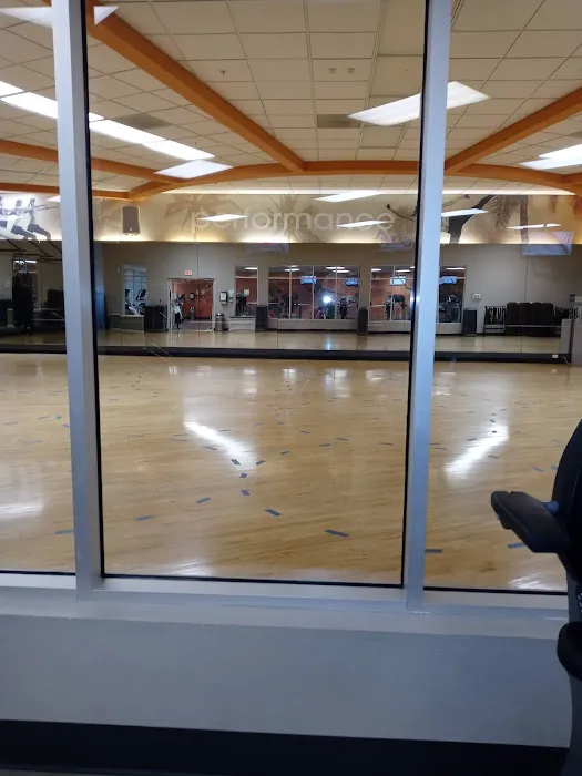 LA Fitness Picture 10