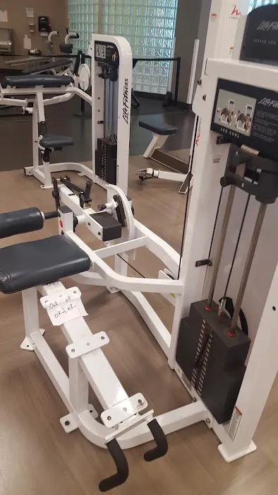 LA Fitness Picture 6