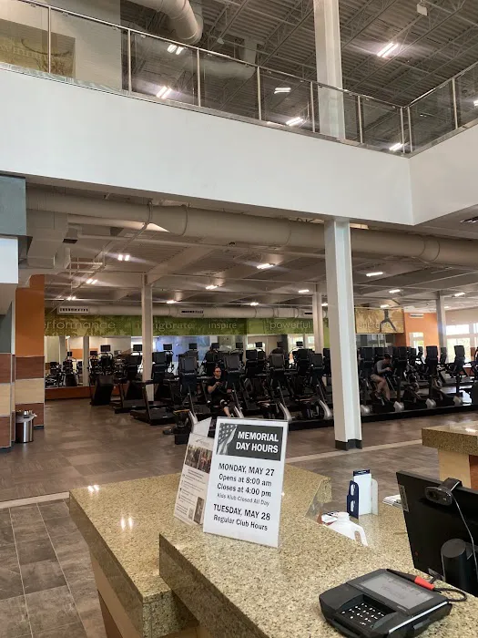 LA Fitness Picture 4