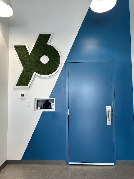 YogaSix Belle Isle Picture 4