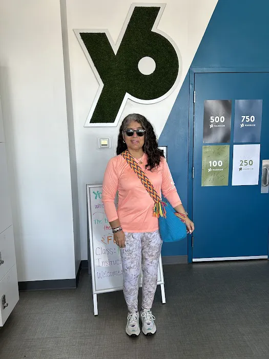 YogaSix Belle Isle Picture 9