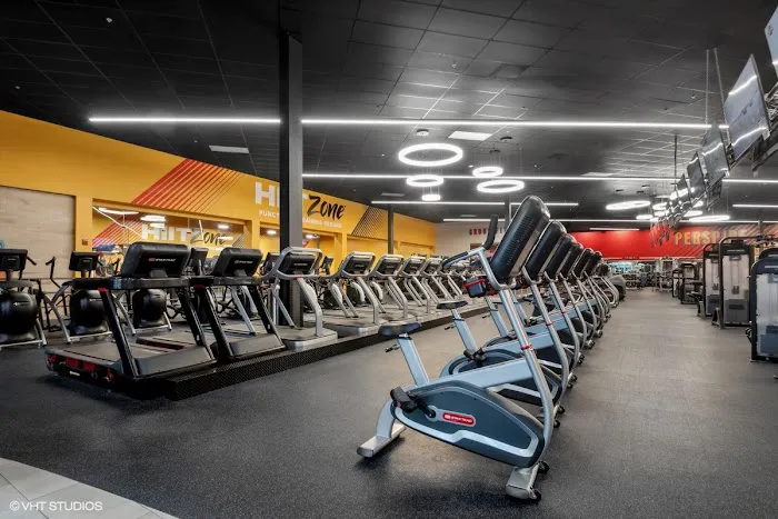 Crunch Fitness - Ocoee Picture 6