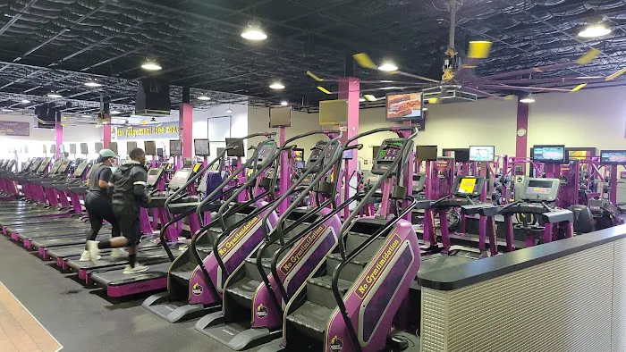 Planet Fitness Picture 5