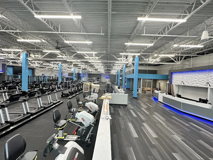 CLUB4 Fitness Orlando Picture 2