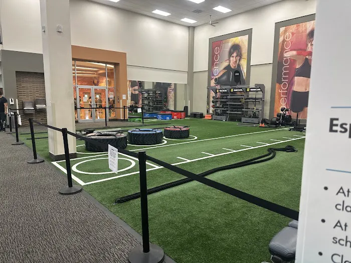 LA Fitness Picture 5