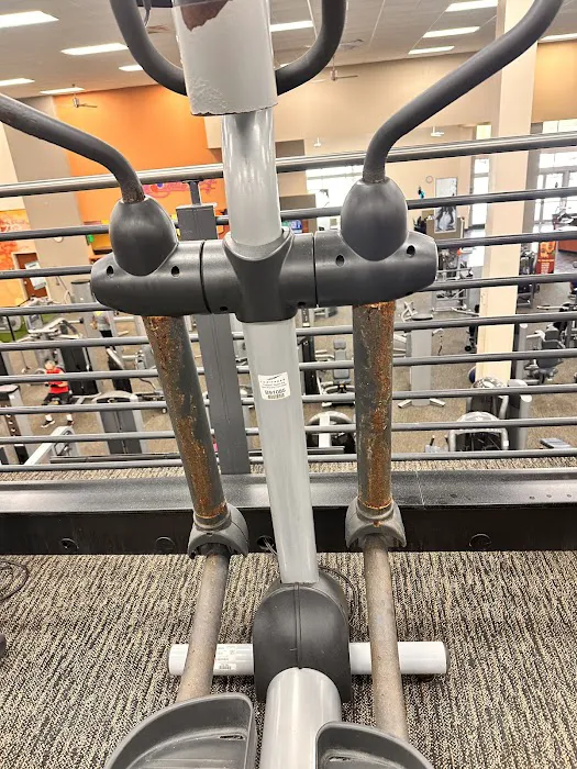 LA Fitness Picture 8