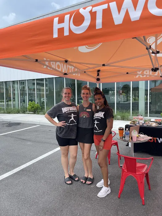 HOTWORX - Orlando, FL - College Park Picture 4