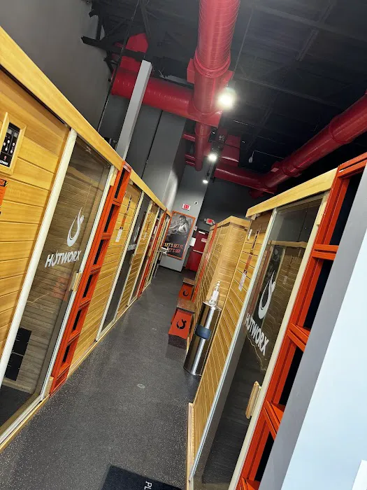 HOTWORX - Orlando, FL - College Park Picture 7