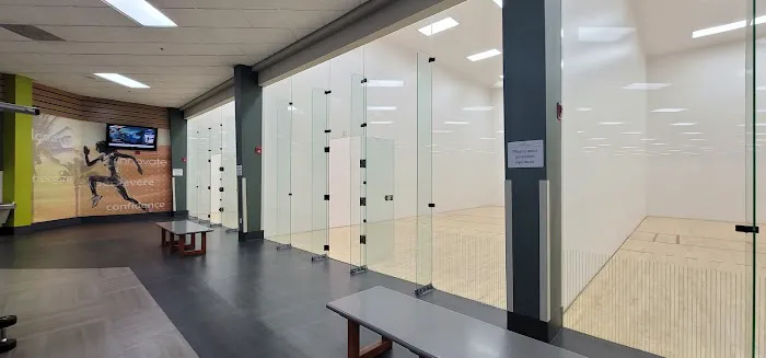 LA Fitness Picture 10